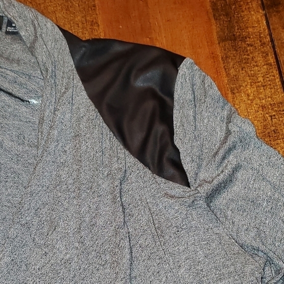 Apt 9 Grey Cardigan with Leather Shoulder Detail - Medium - Picture 8 of 14